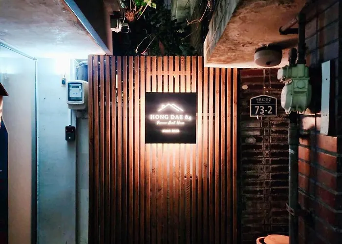 Hongdae 84 Private House With 3 And Terrace 10 Min Walk From Station Holiday home