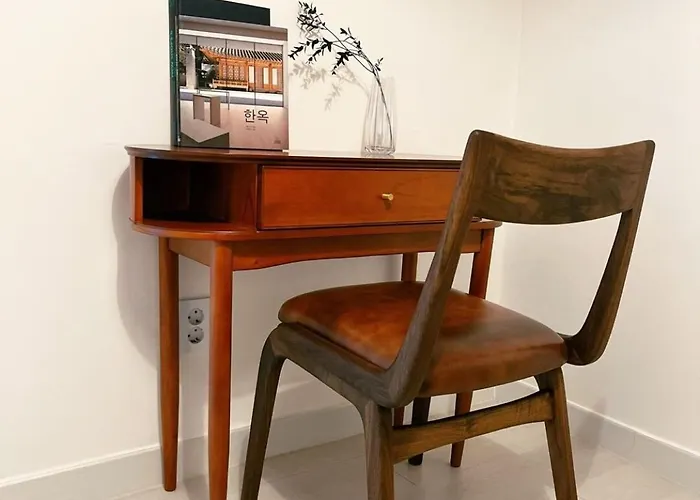 Hongdae 84 Private House With 3 And Terrace 10 Min Walk From Station Holiday home