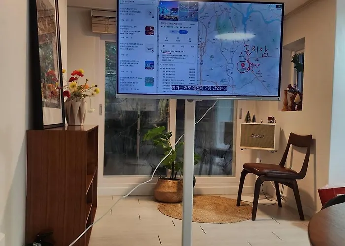 Holiday home Hongdae 84 Private House With 3 And Terrace 10 Min Walk From Station Seoul
